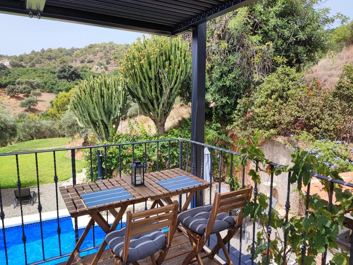 Penthouse Apartment, Cortijo Fruitful Hills Málaga Dış mekan fotoğraf