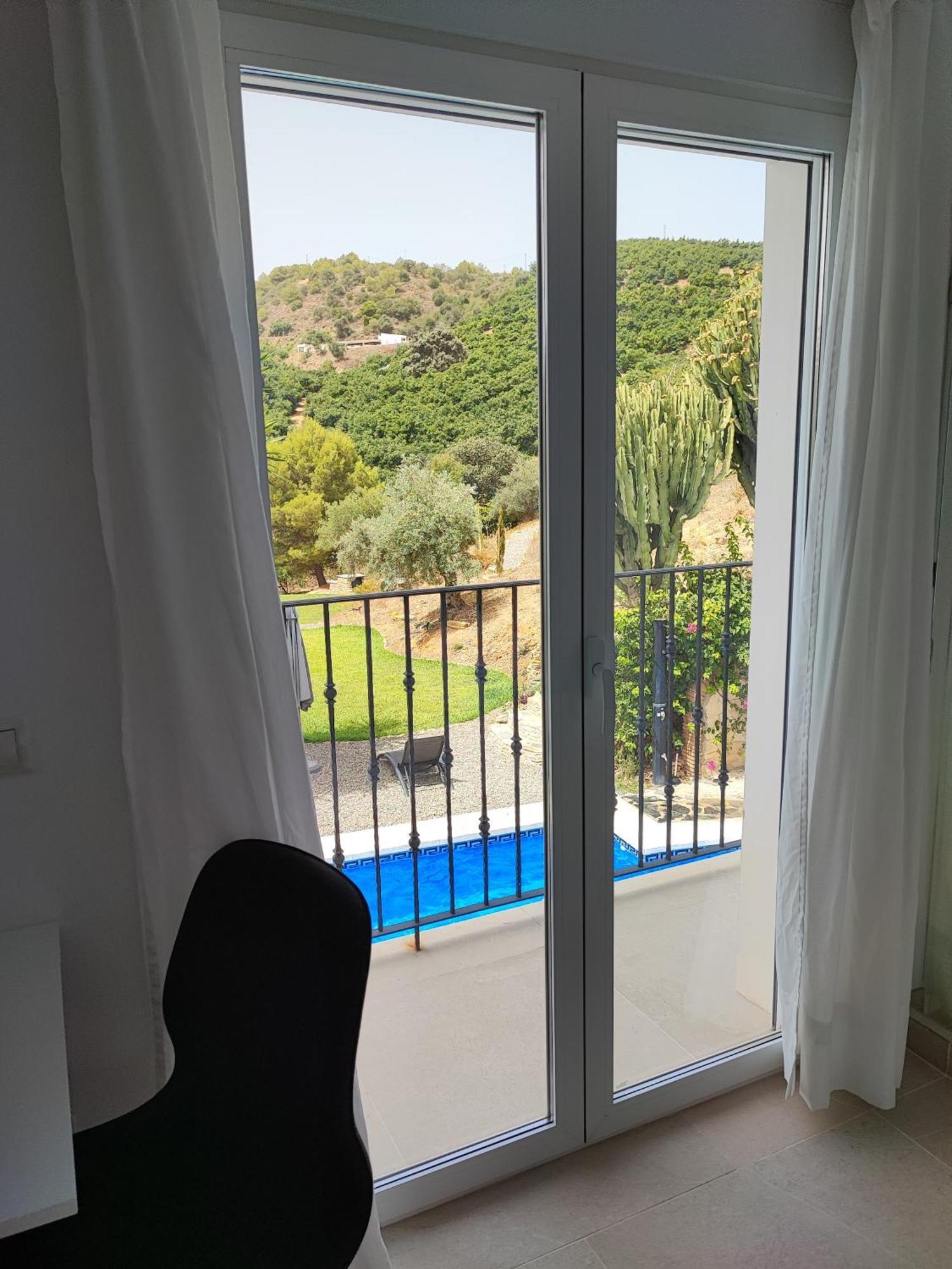 Penthouse Apartment, Cortijo Fruitful Hills Málaga Dış mekan fotoğraf