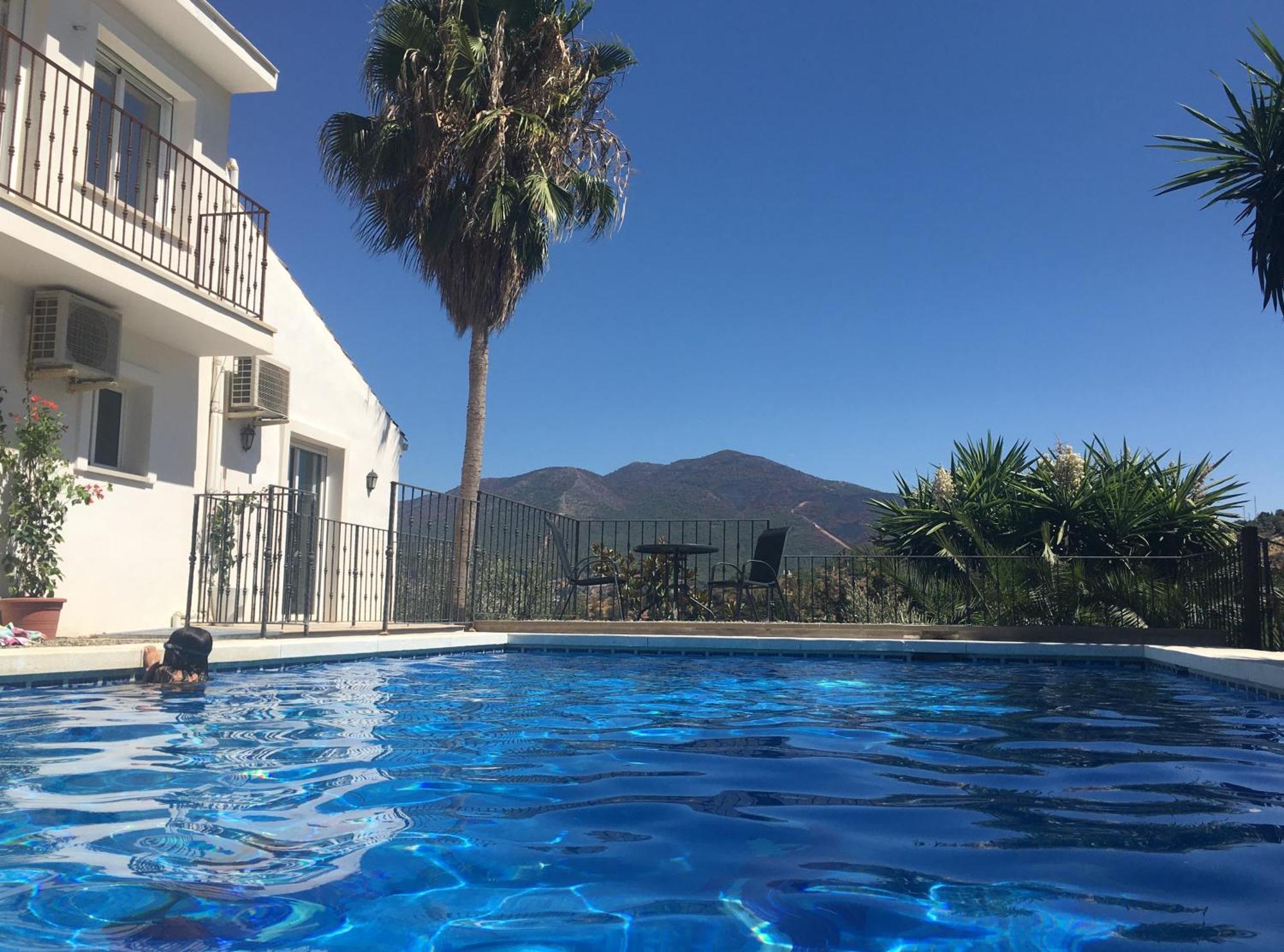 Penthouse Apartment, Cortijo Fruitful Hills Málaga Dış mekan fotoğraf