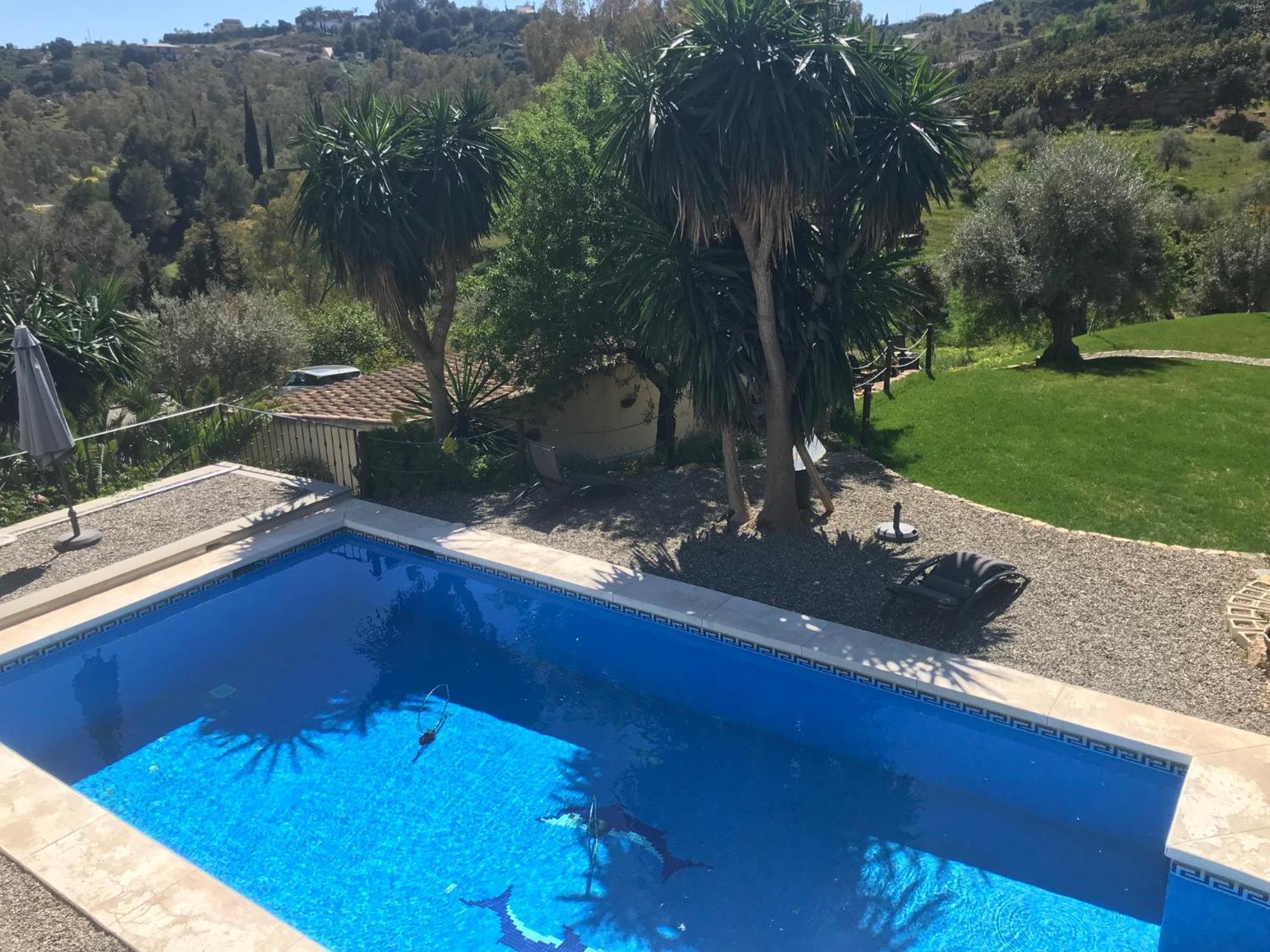 Penthouse Apartment, Cortijo Fruitful Hills Málaga Dış mekan fotoğraf